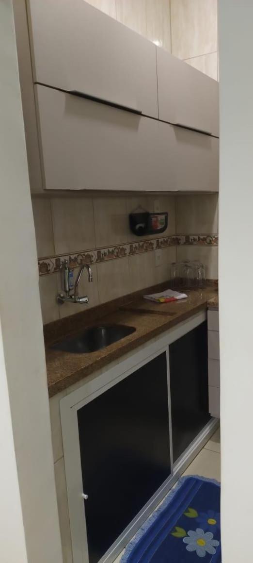 ריו דה ז'ניירו Ferienwohnung -Apartamento Alemao Em Copacabana , 100 Metros Da Praia Com Wi-Fi! מראה חיצוני תמונה